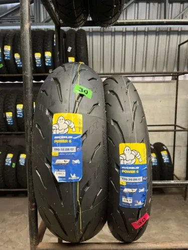 Par de Pneu Michelin Power 6 190/55-17 e 120/70-17 S1000RR S100XR/Cb1000/R1/Z1000/Hayabusa