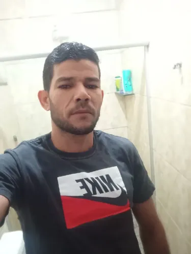 Ajudante disponível no riacho fundo 2