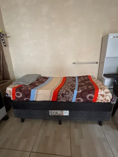 Cama Box Solteiro - Semi Nova