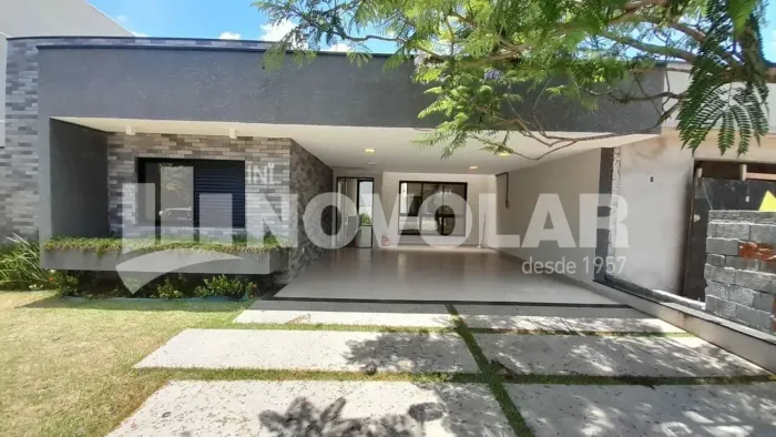 Casa em Condominio Bragança Paulista- 3 suítes e 4 vagas