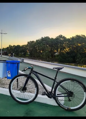 Bicicleta MTB aro 29 absolute