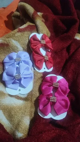 Vende-se lacinhos de meninas 