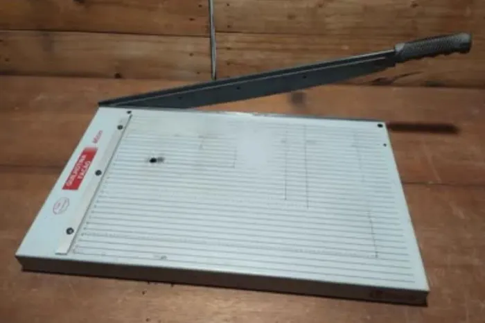 Guilhotina facão 46cm cortador de papel.<br>