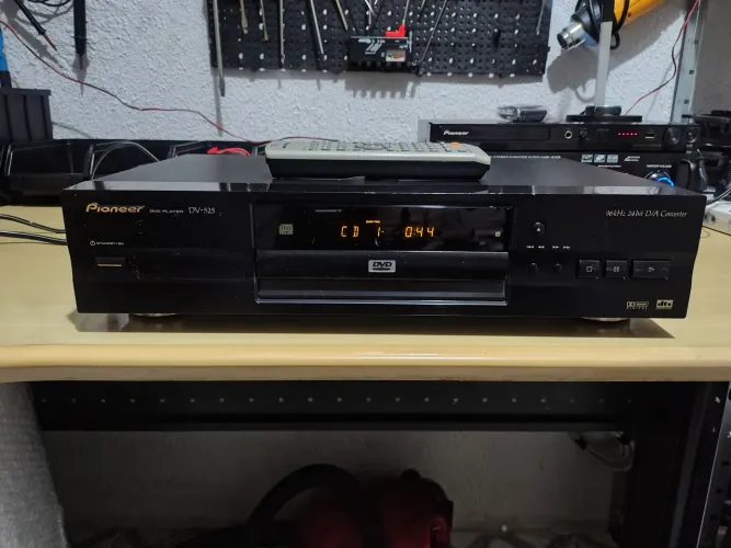 Pioneer CD/DVD óptica com controle.