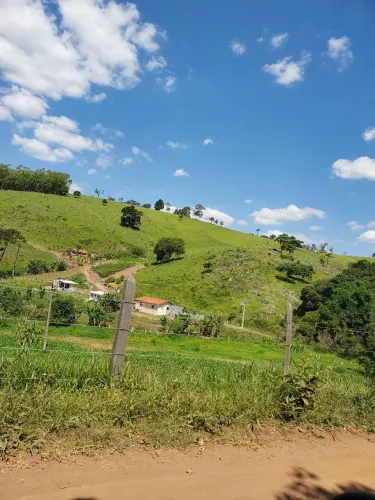 Vendo chácara ou troco!(Toledo sul de mg)