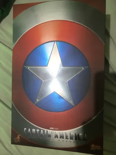 Hot Toys Capitão América Avengers