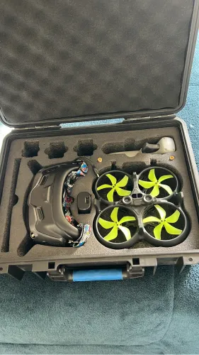 Drone Dji Avata combo c óculos 3bat controle