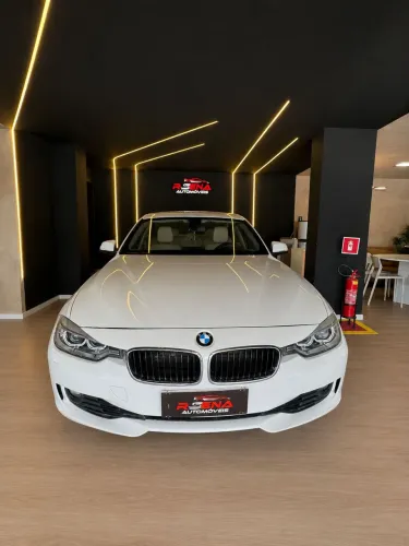 BMW 320I A 2.0 Turbo/activeflex 16V 184cv 4P 2015