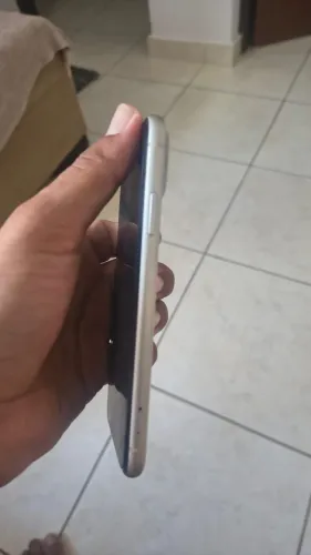 iPhone 11 (128GB) leia a descrição