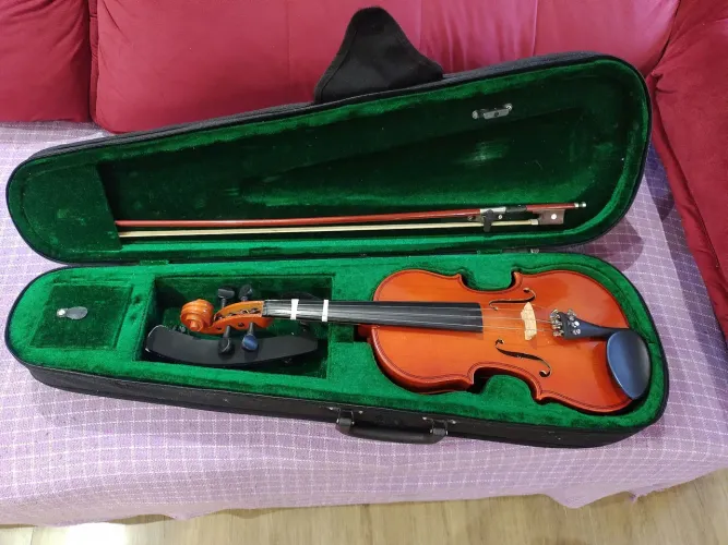 Violino 3/4 ideal para Criança e Adolescente que vai aprender. Retirar no local.