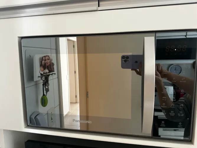 Microondas 30 L panasonic