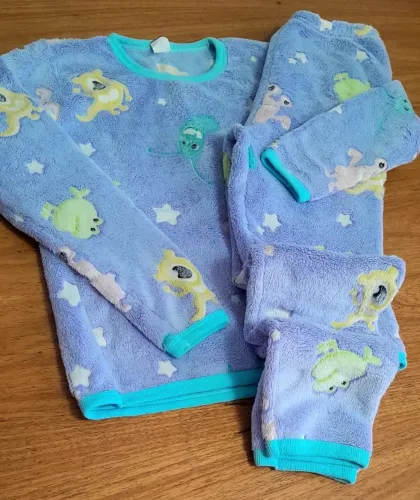 Pijama Soft / Fleece Quentinho - Estampa Monstrinhos