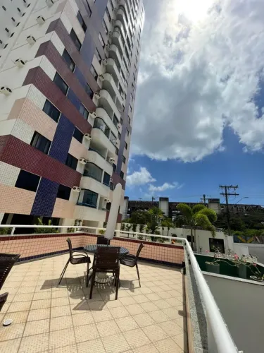 Costa Azul VENDO | 3 quartos, 1 suítes | 84 m² | Nascente | Vista Mar I Localização privil