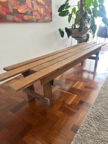 Vendo Banco design de madeira de Demolição maciça! Especial! 