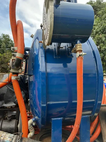 Tanque limpa fossa