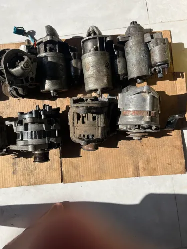 Moto de arranque e alternador