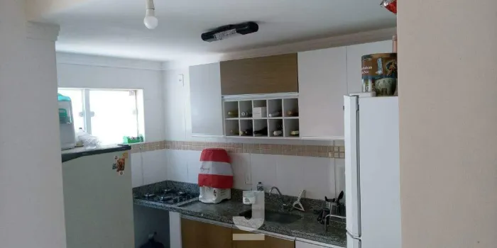 Casa com 3 dormitórios e 2 suítes no Núcleo Cecap, Serra Negra