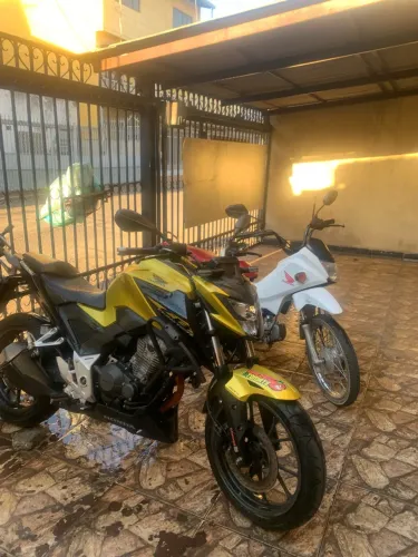 CB twister 300f 2023 conservada e revisada