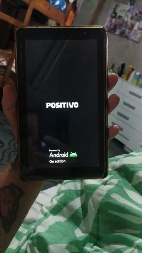 Vendo um tablet ótimo