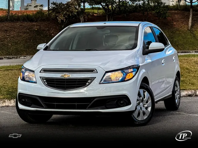 Chevrolet Onix Hatch LT 1.4 8V Flex Power Mec. 4P 2015