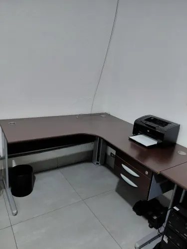 Vendo mesa de escritório/escrivaninha