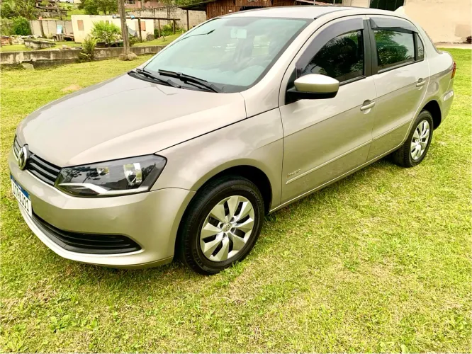 Volkswagen Voyage 1.0/1.0 City MI Total Flex 8V 4P 2013