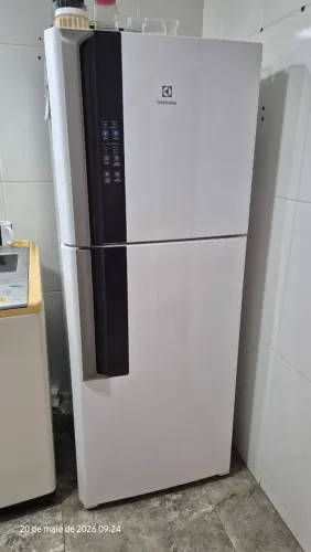 Geladeira Electrolux IF55 Inverter 110V