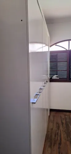 armario em bom estado