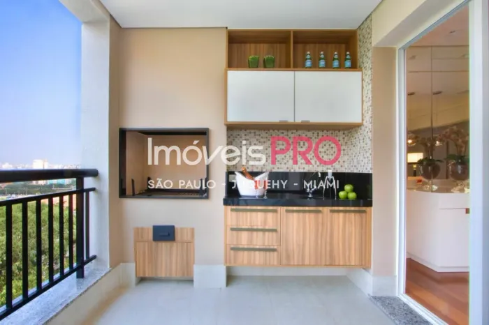 Apartamento 4 suítes 205m² a venda no Panamby