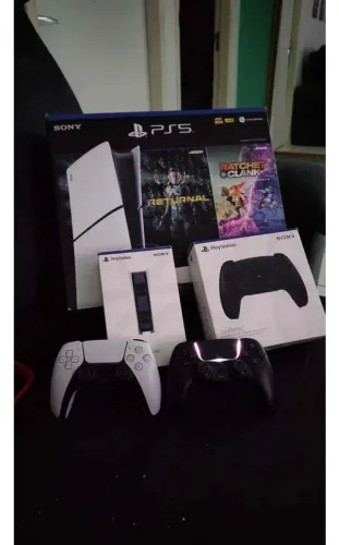 PS5 slim