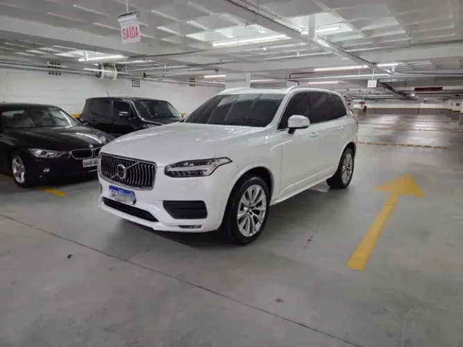 Volvo XC 90 T-6 Momentum 2.0 320cv 5P 2020