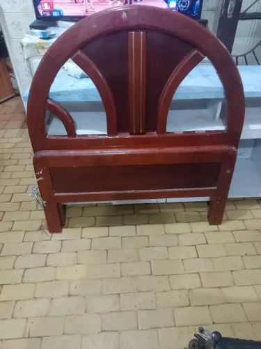 Cama solteiro madeira