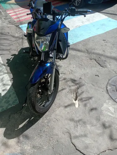 Vende-se troca-se Honda 160 por carro