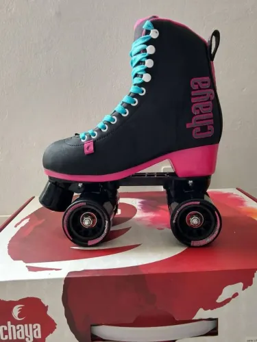 Patins Quad 4 Rodas Chaya Melrose Lifestyle Preto e Rosa - Tamanho 35