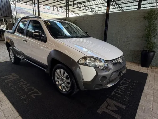 Fiat Strada Adv.1.8 16V Dualogic Flex CD 2013