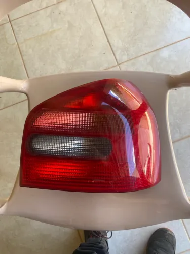 Lanterna do AUDI a3 1998/1999 os direito 