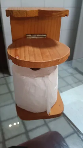 Porta papel higiênico pinus envernizado