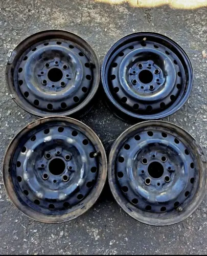 Aro 13 - Fiat original - Roda de ferro