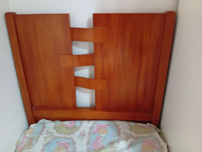 Cama solteiro Mogno