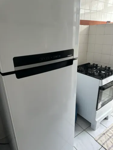 Vendo geladeira novíssima