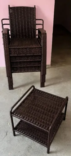 CONJUNTO DE CADEIRA + MESA NOVO