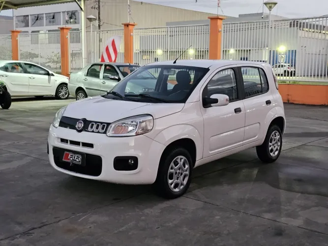 Fiat Uno Evolution 1.4 Fire Flex 8V 5P 2015