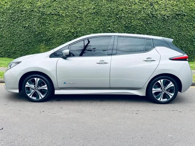 Nissan Leaf Aut. (elétrico) 2022