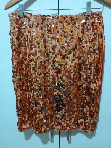 ? Saia de Paetê Cobre Lança Perfume - Tamanho M (Com Medidas)