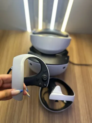 HEADSET PLAYSTATION VR2 3 MESES DE GARANTIA EXCELENTE ESTADO SEMINOVO
