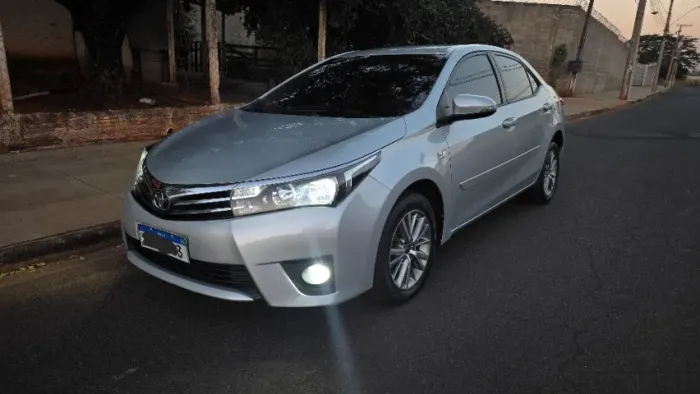 Toyota Corolla XEI 2.0 Flex 16V Aut. 2015