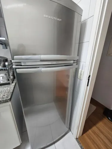 Geladeira Brastemp FostFree com freezer