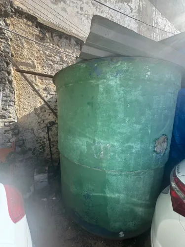 Vendo caixa d?água 5 mil litros e ganhe a de 1000 litros cortesia