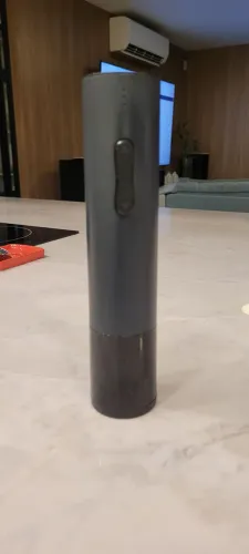 Abridor de vinhos elétrico, bateria fraca