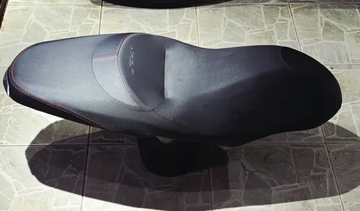 Banco original Yamaha Xmax 250 2016 A 2023